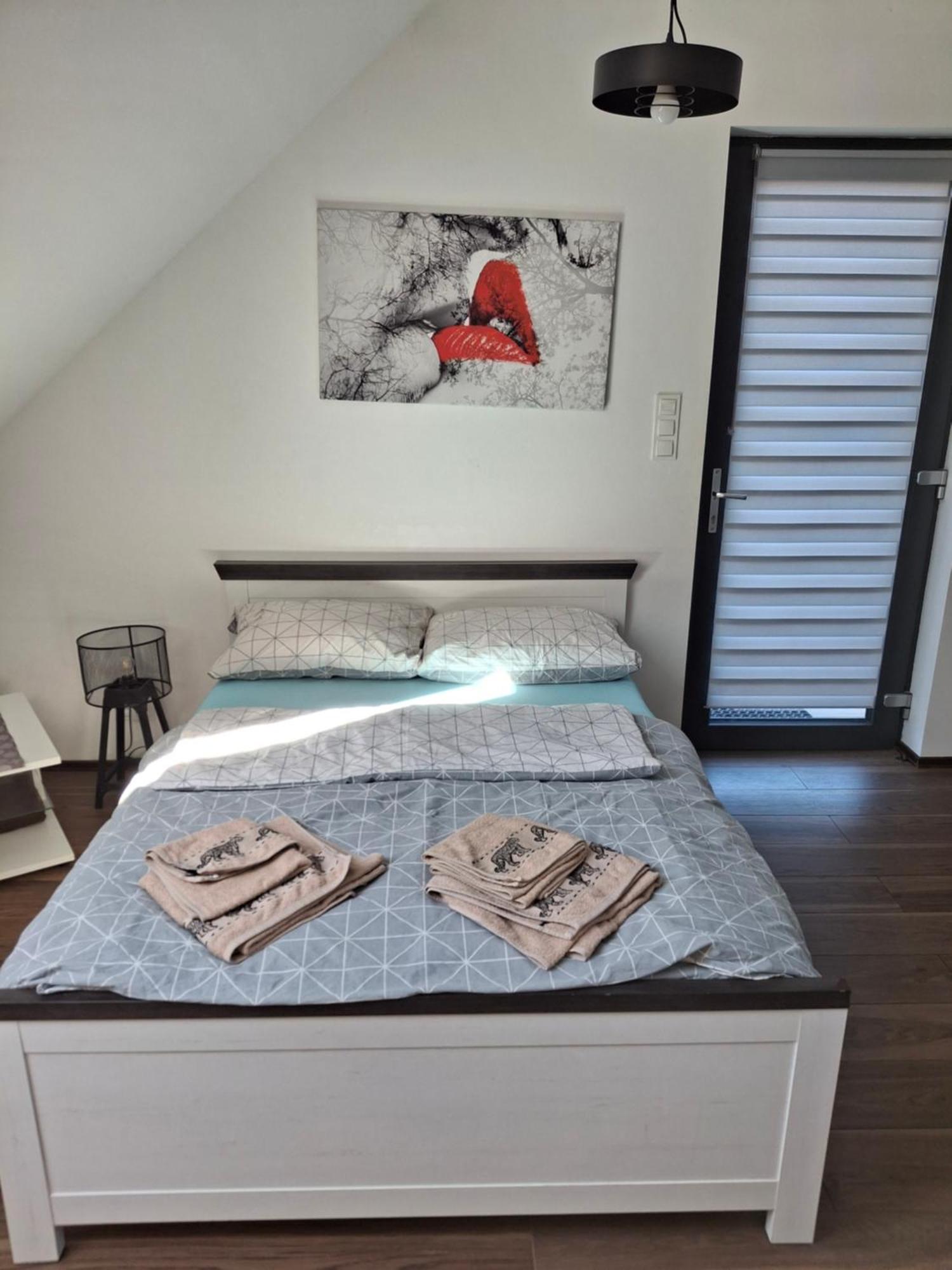 Apartament Muzyczny イェレニャ・グーラ エクステリア 写真